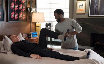 'Velvet Buzzsaw' review: Art snobs get a gory comeuppance