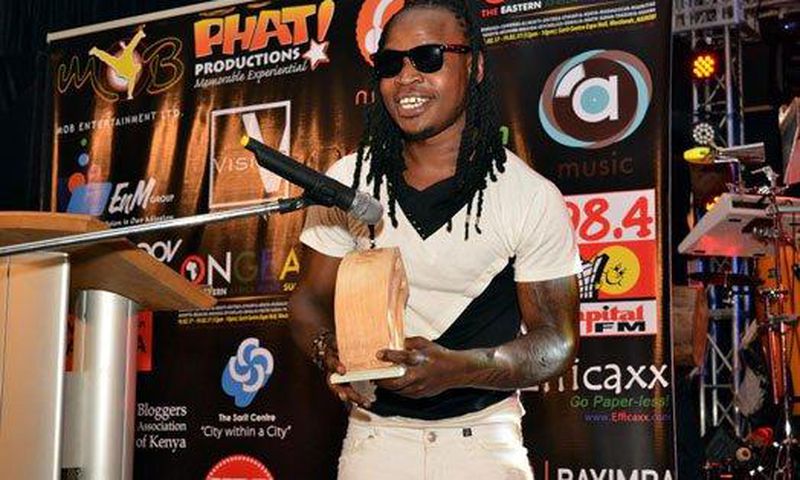 Rapper Timmy Tdat addresses fans after winning the Most Downloaded Hip Hop song in the Mdundo Music Awards.