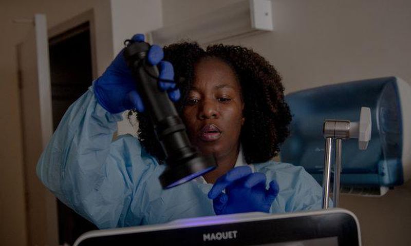 Culture of secrecy shields hospitals with outbreaks of drug-resistant infections