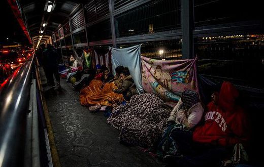 Court temporarily backs protocols to keep asylum seekers in Mexico