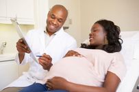 Pregnant woman in hospital(Giftedmom)