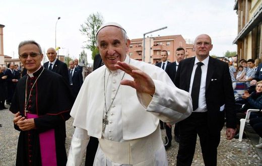 Pope Francis urges people to pray for peace in the Democratic Republic of Congo