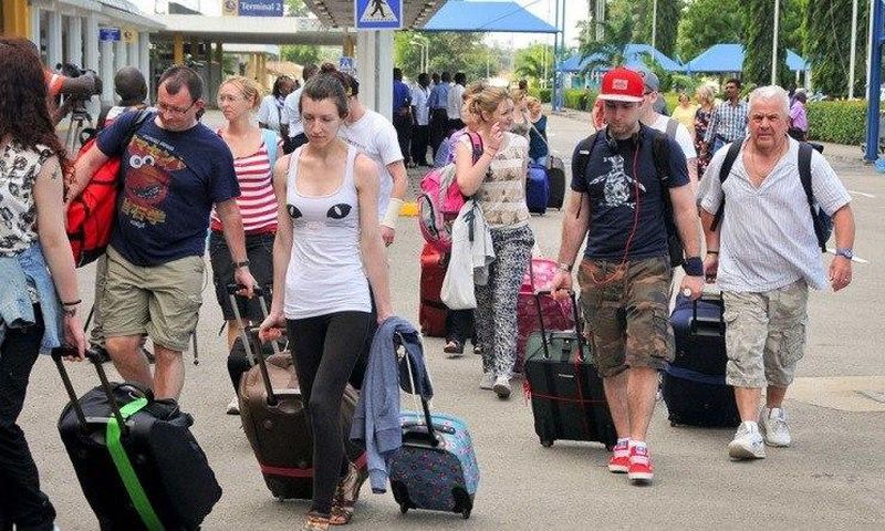 ___6457990___https:______static.pulse.com.gh___webservice___escenic___binary___6457990___2017___3___31___14___Tourists5