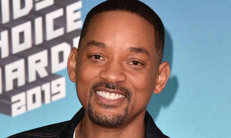 Will Smith Shooting B-Ball Outside of the School