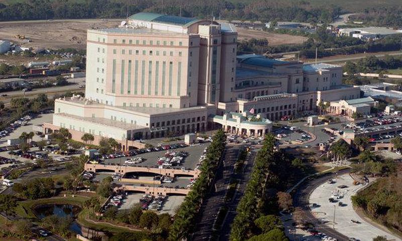 Shooting at Florida veterans hospital injures employee