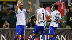 Sampdoria's Italian forward Fabio Quagliarella (L) has scored in 11 consecutive Serie A games