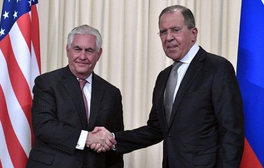 Russian Foreign Minister Sergei Lavrov (R) shakes hands with US Secretary of State Rex Tillerson after a press conference in Moscow on April 12, 2017