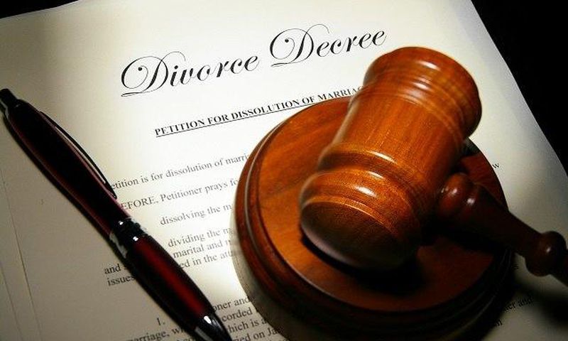 ___5039986___https:______static.pulse.com.gh___webservice___escenic___binary___5039986___2016___5___16___17___Divorce-Papers
