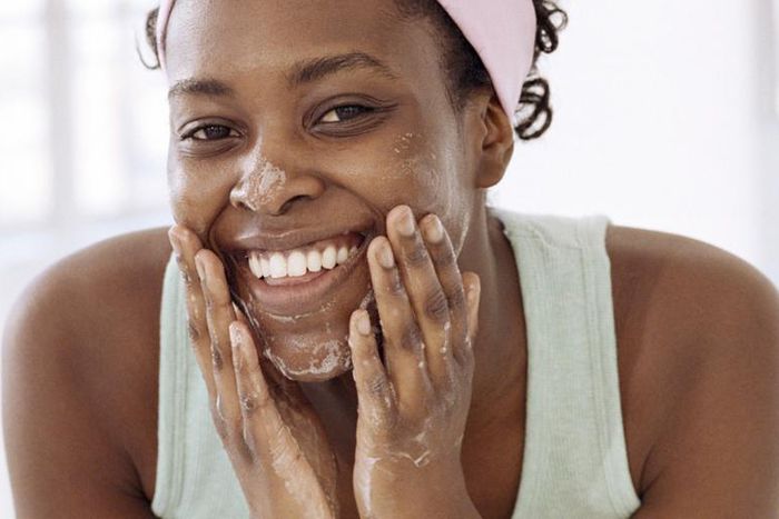 Cleaning face(hercampus)