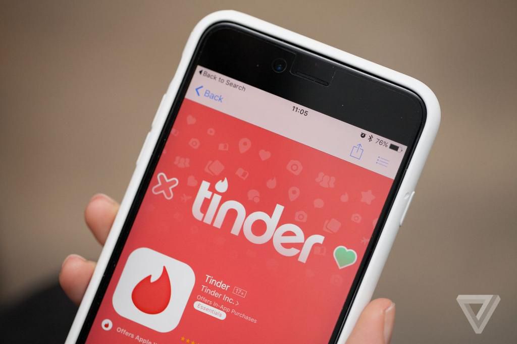 Tinder app(The Verge)
