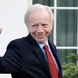 Former US senator Joe Lieberman drops out of contention to lead the FBI, pointing to potential conflicts of interest in the probe into Russian political meddling.