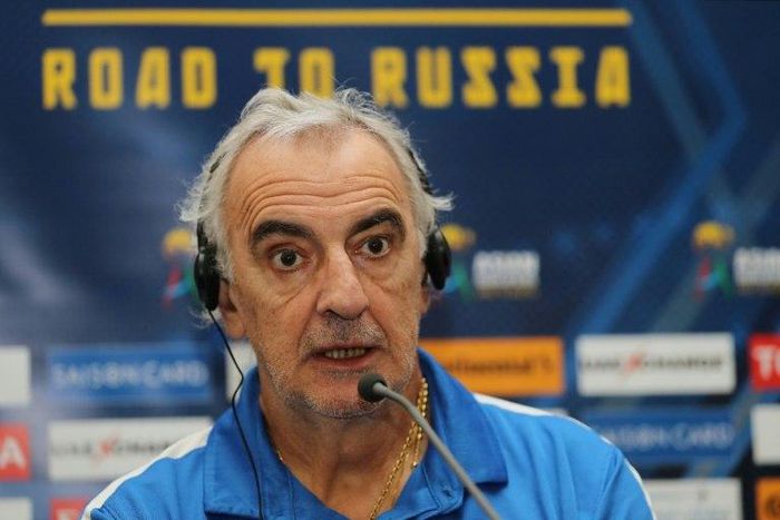 Qatar's head coach Jorge Fossati, seen in October 2016, clashed with Iran's coach Carlos Queiroz over alleged comments made ahead of the qualifier in Tehran last September