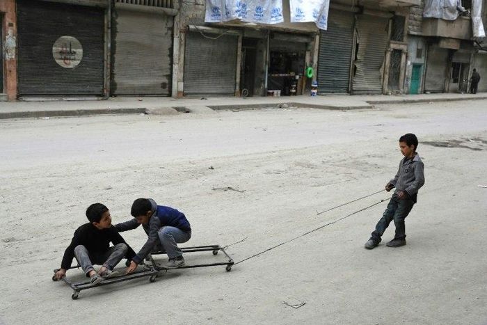 The UN says violence against children in Syria was at its worst in 2016. More than 2.3 million Syrian minors are currently living as refugees in neighbouring countries