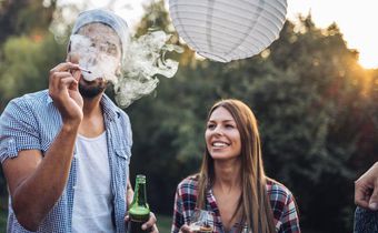 How Social Media Is Helping Recruit New Smokers