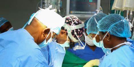 Docors during a surgery