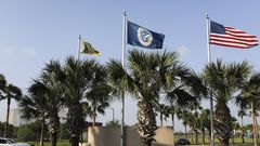 In South Texas, Path to Middle Class Starts With Border Job
