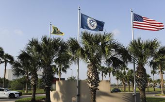 In South Texas, Path to Middle Class Starts With Border Job