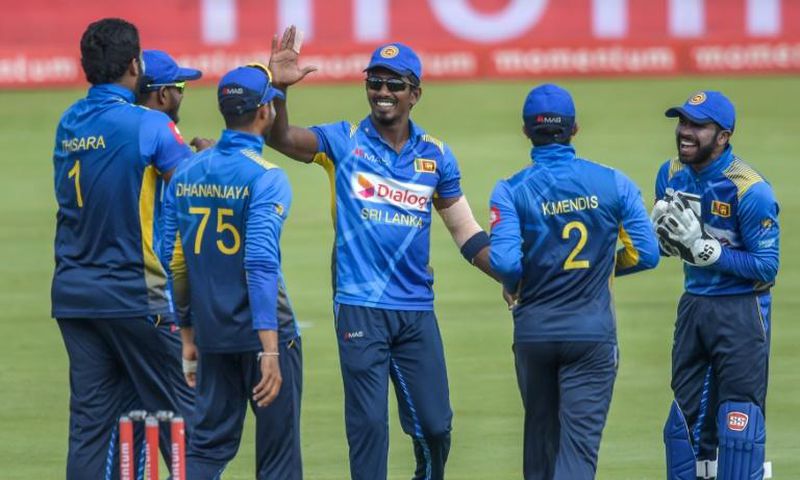 Thisara Perera celebrates the wicket of Quinton de Kock