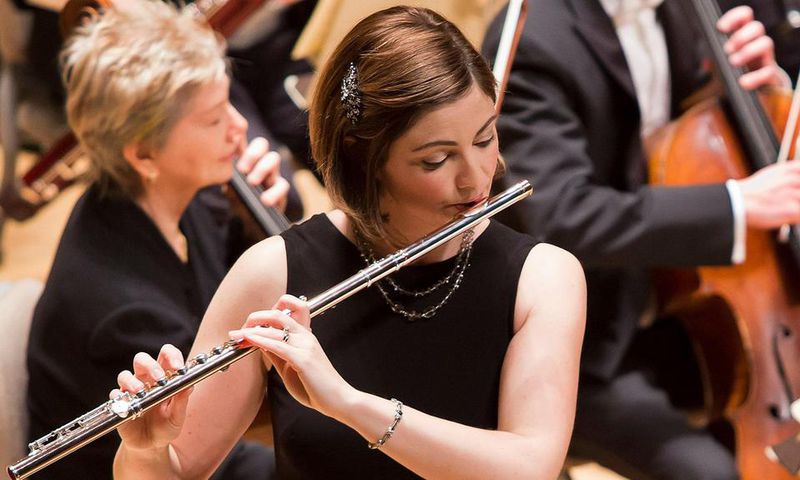 Star flutist settles pay equity suit against Boston Symphony