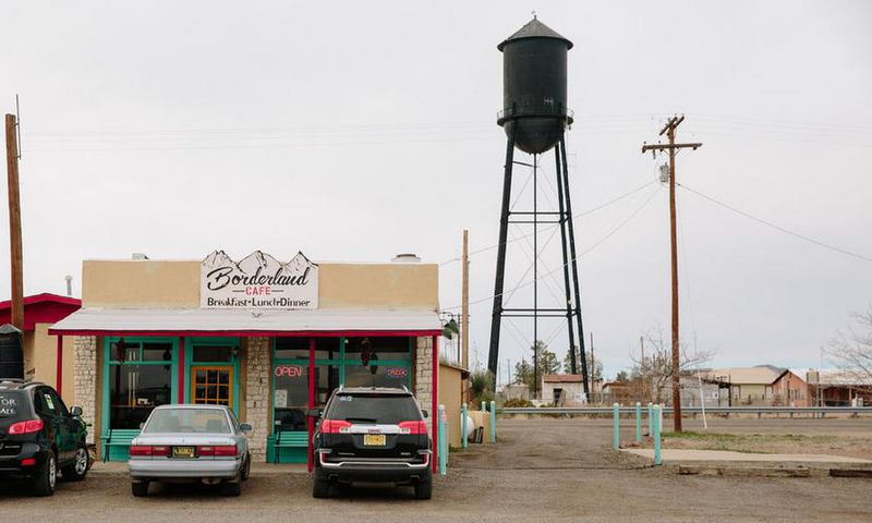 On the border, little enthusiasm for a wall: 'We have other problems that need fixing'