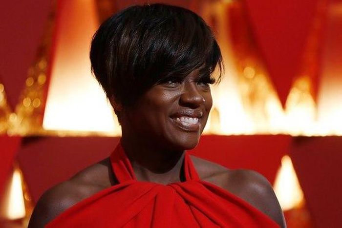 Viola Davis at the 2017 Oscars