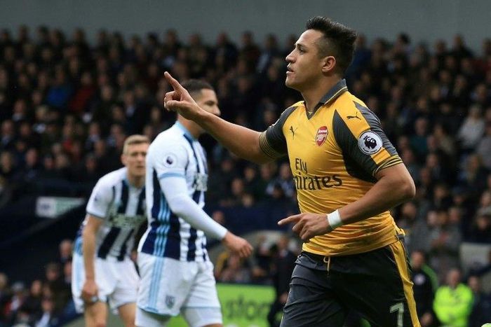 Arsene Wenger says star forward Alexis Sanchez will be happy to stay with Arsenal because his club are the biggest in London