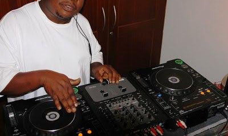 Dj Latborn