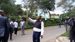 DCI boss George Kinoti at the Dusit complex directing his officers (Twitter)