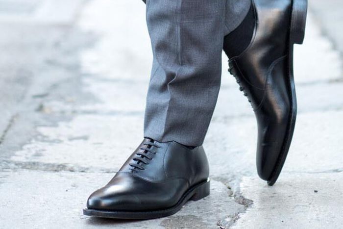 Official shoes for men (Courtesy)