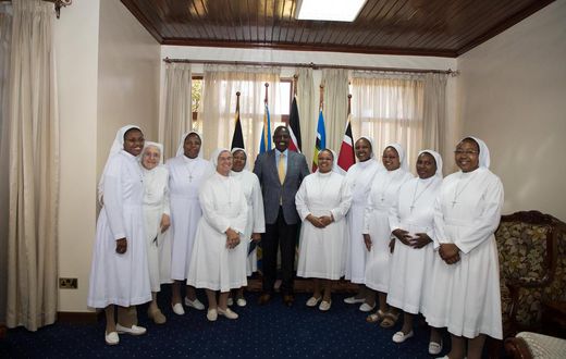 DP William Ruto with the Dimesse Sisters during a recent visit they made to his office (Twitter)