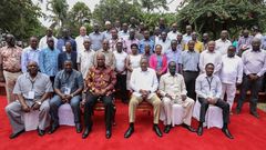 File image of governors posing for a photo with President Uhuru Kenyatta. A number of governors are considering contesting for the Presidency in 2022