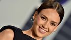 Jessica Alba Posts New No-Makeup Facial Selfie