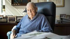 John C. Bogle, founder of financial giant vanguard, is dead at 89