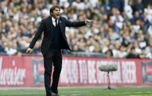 Chelsea's head coach Antonio Conte gestures during the FA Cup semi-final football match against Tottenham Hotspur April 22, 2017