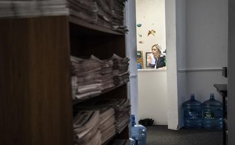 After a Paper's Tough Coverage, a Long Island Village Pulls Its Ads
