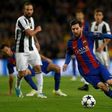 Barcelona's Argentinian forward Lionel Messi controls the ball during the UEFA Champions League quarter-final match against Juventus at the Camp Nou stadium in Barcelona on April 19, 2017