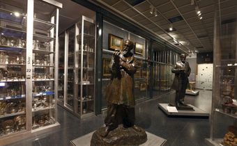 Clean House to Survive? Museums Confront Their Crowded Basements