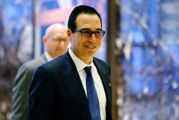 Steven Mnuchin arrives at the Trump Tower for meetings with US President-elect Donald Trump, in New York on November 17, 2016