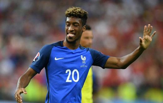 Bayern Munich have signed promising France winger Kingsley Coman from Juventus for 21 million euros ($23 million), the German champions and media reports said