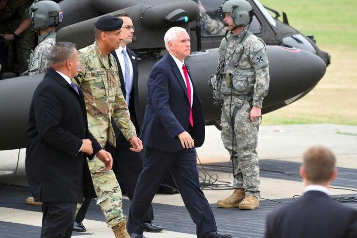 US Vice President Mike Pence (C) arrives at army base Camp Bonifas after a failed North Korean missile test, April 17, 2017
