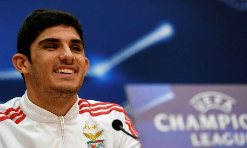 Benfica's forward Goncalo Guedes, seen in October 2016, will become the latest foreign acquisition by the French champions, who signed 23-year-old German international Julian Draxler from Wolfsburg two weeks ago