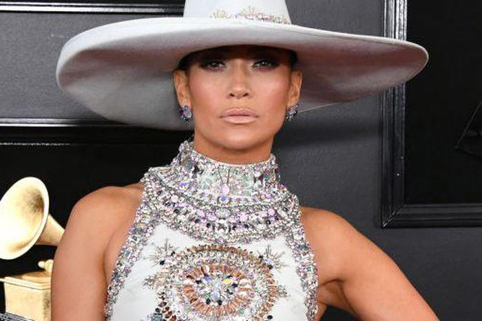 J.Lo's Grammys Look Is All About Her Arms