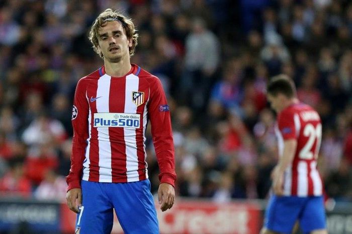 Atletico Madrid's Antoine Griezmann reacts during their UEFA Champions League semifinal second leg football match against Real Madrid at the Vicente Calderon stadium in Madrid, on May 10, 2017