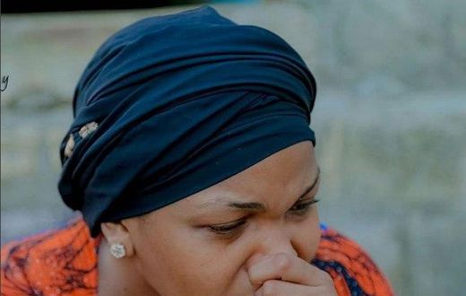 Wema Sepetu breaks down into tears