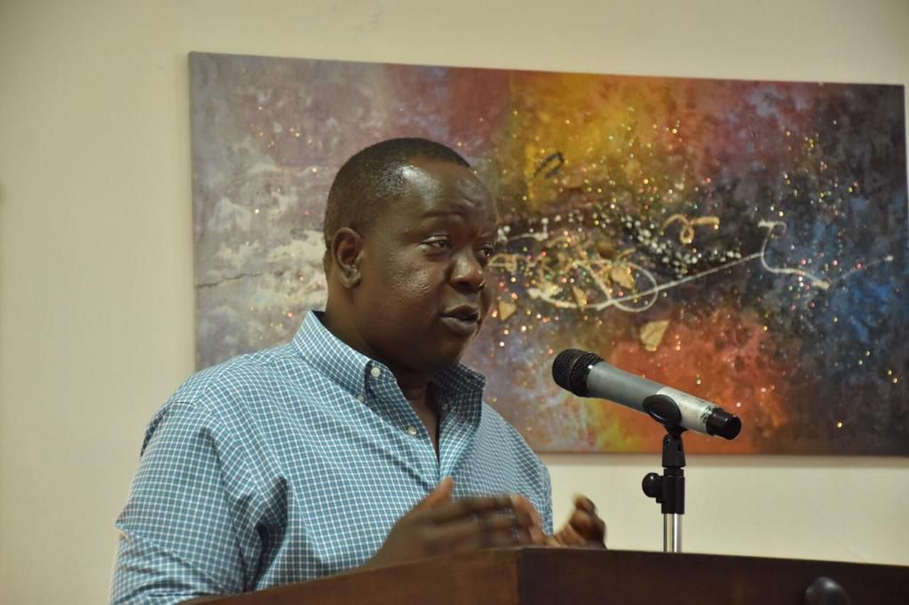 Interior CS Fred Matiang'i gives an address at the Flamingo Pride Inn in Mombasa County (Twitter)