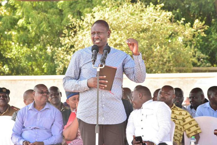 DP William Ruto who stated that former PM Raila Odinga approached him 4 times before the March 2018 handshake (Twitter)