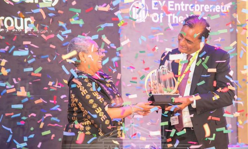 File image of First Lady Margaret Kenyatta being awarded the prestigious Eastern Africa Lifetime Achievement Award
