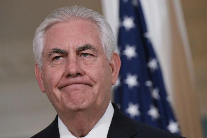 US Secretary of State Rex Tillerson claims Russia has been "incompetent and perhaps they've just simply been outmaneuvered by the Syrians"