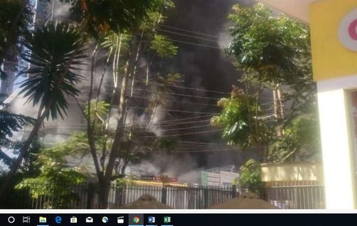 Promenade building located in Westlands along General Mathenge drive is on fire