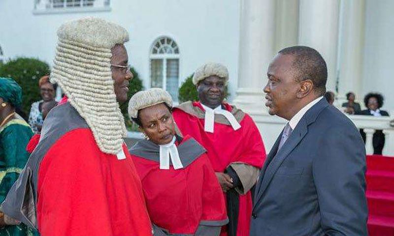 President Uhuru Kenyatta with Chief Justice David Maraga and deputy CJ Philomena Mwilu at State House